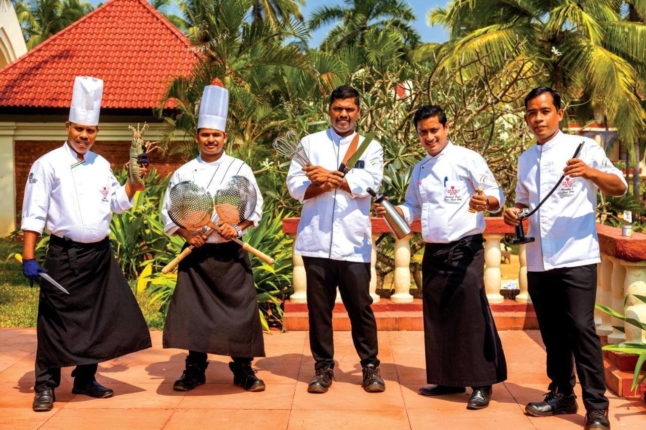 卡拉维尔海滩度假村 瓦卡 外观 照片 Students of the International Centre for Culinary Arts