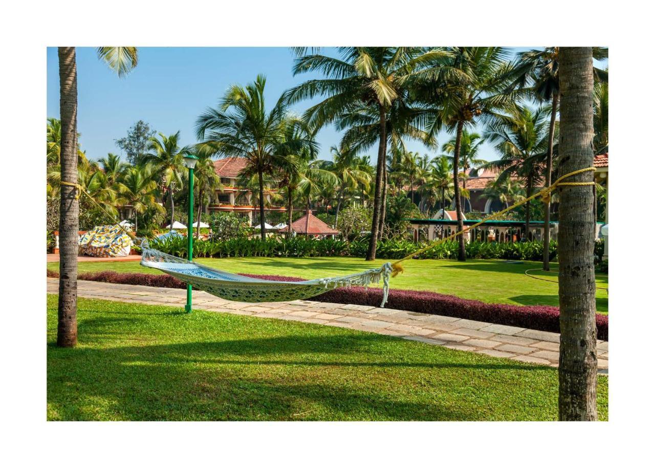 卡拉维尔海滩度假村 瓦卡 外观 照片 Hammock at a resort